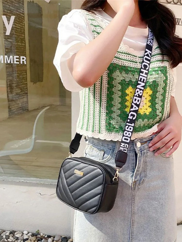 Elorina Luxe Crossbody Bag C-AR-1 Pink